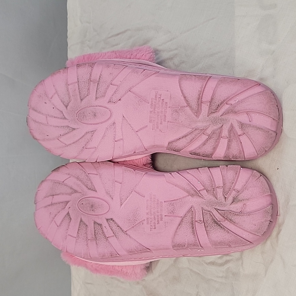 Pink Fluffy Heart Slippers kensie Size XL (10/11) - Picture 5 of 7